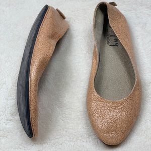 Hulsf Nude Pink Flats Size 7.5